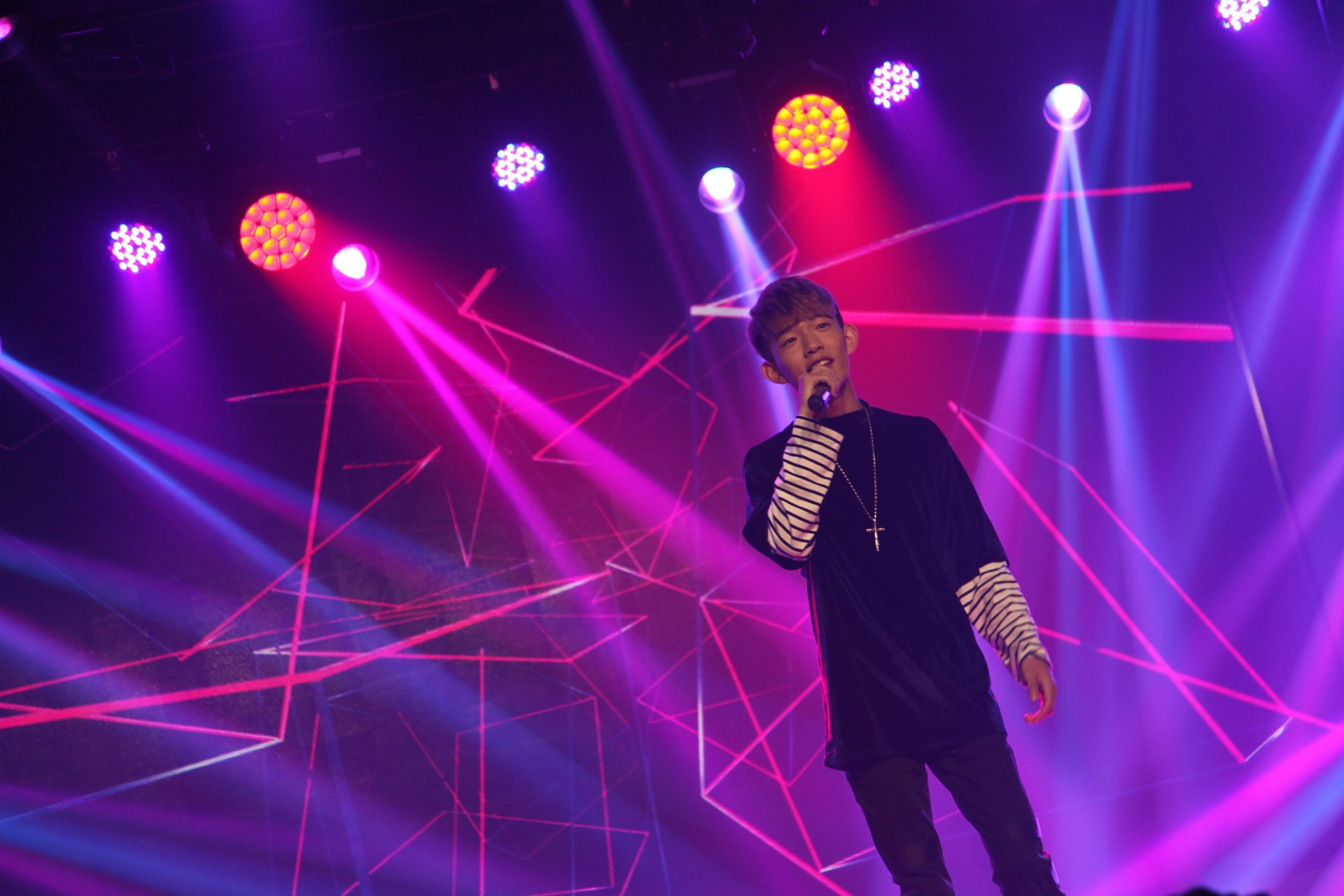 开云-关于100T绝杀LGD，Clid关键团战开团秒人强强对话八强赛，点燃全场激情的信息