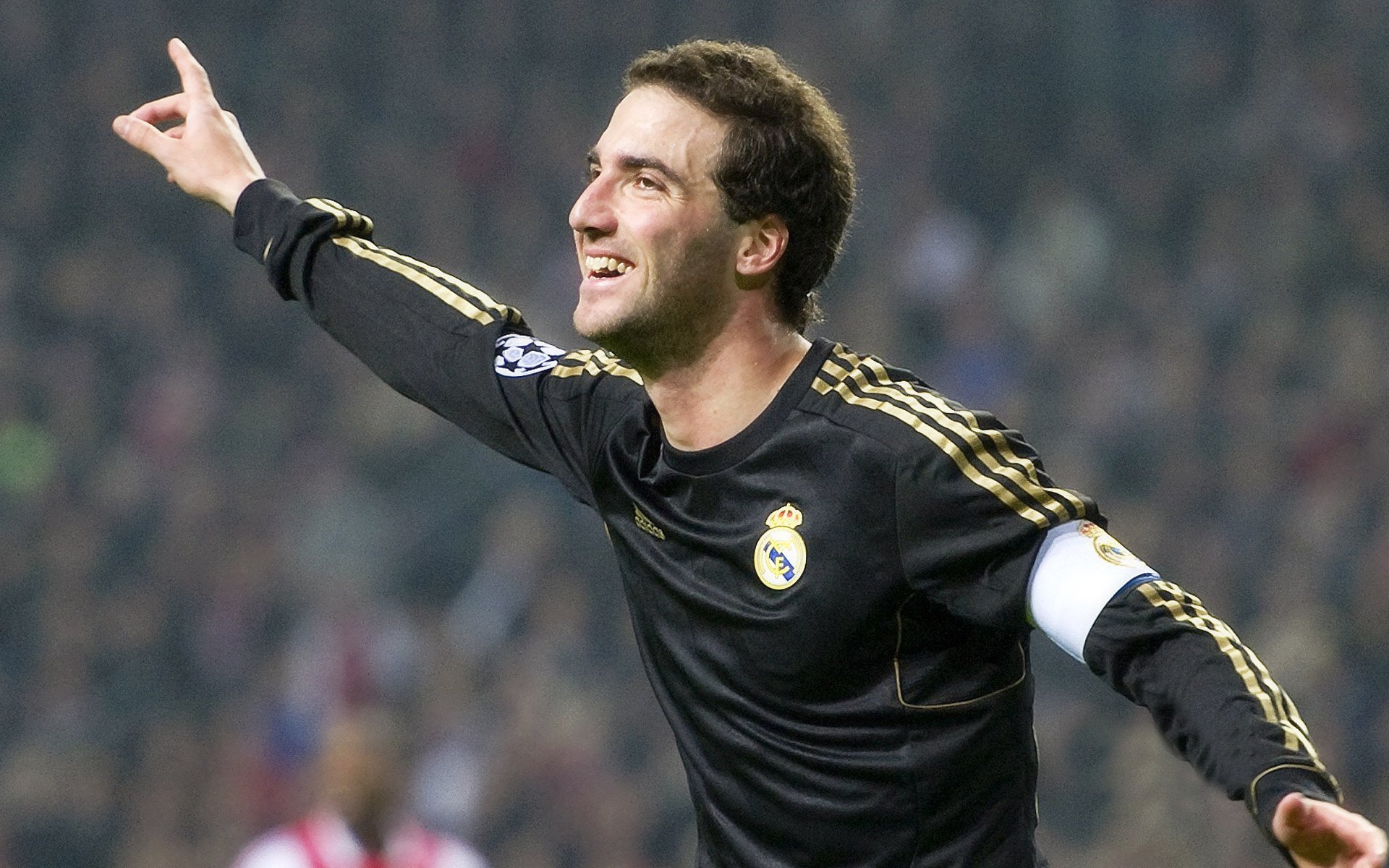 门迪天神下凡！芬兰奇迹夜横扫多特蒙德，欧冠格局一夜颠覆